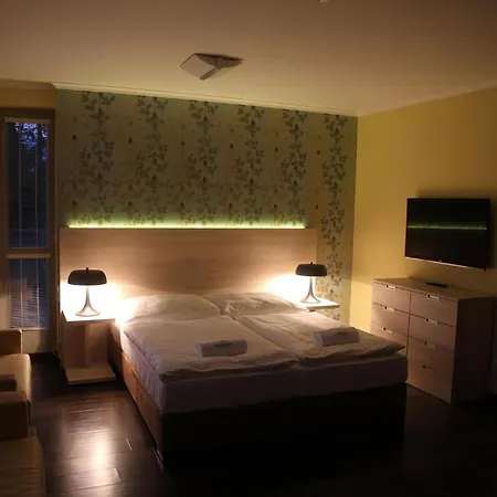 Hotel Resident & Grotta 4*