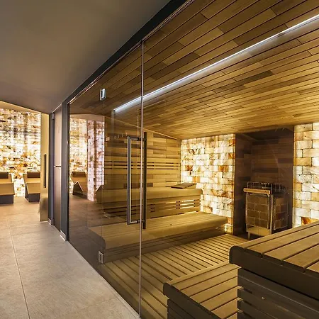 Hotel Resident & Grotta 4*
