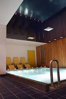 Resident & Grotta 4* Harrachov